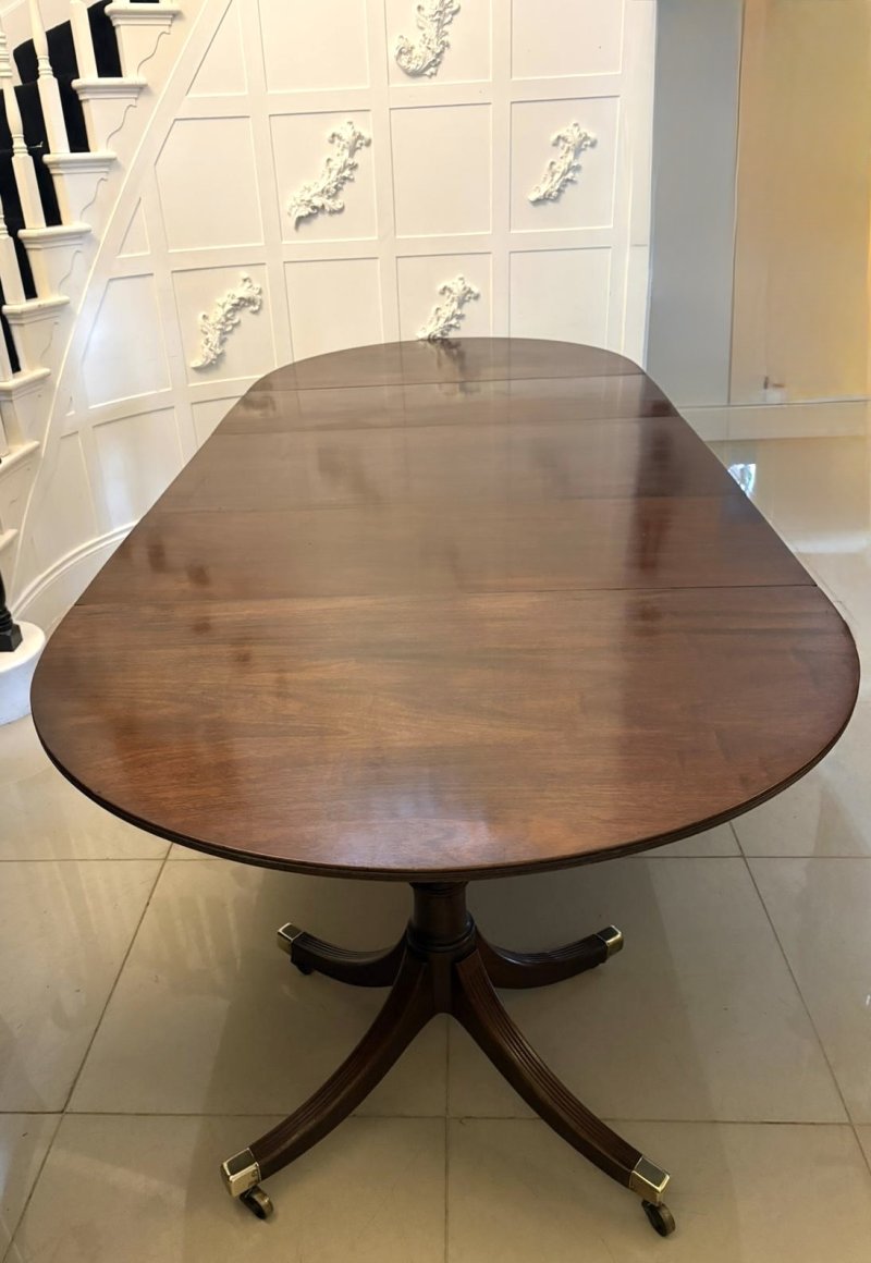 Antique Georgian Mahogany Triple Pillar Dining Table 12–14 Seater Extending with Two Leaves - Image 2